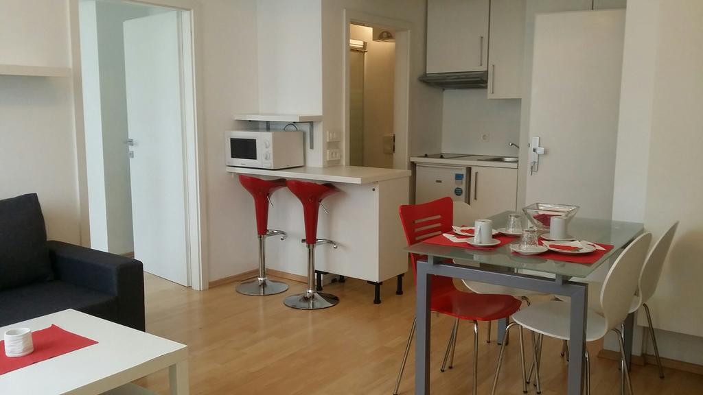 Ai Apartments Lubiana Esterno foto